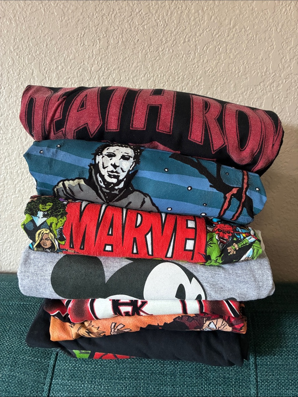 XL Men’s Graphic T-shirt 7pcs Bundle